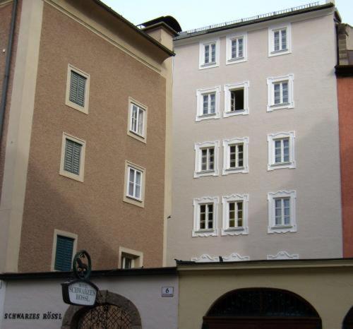 Hotel Schwarzes Roessl Salzburgo Exterior foto